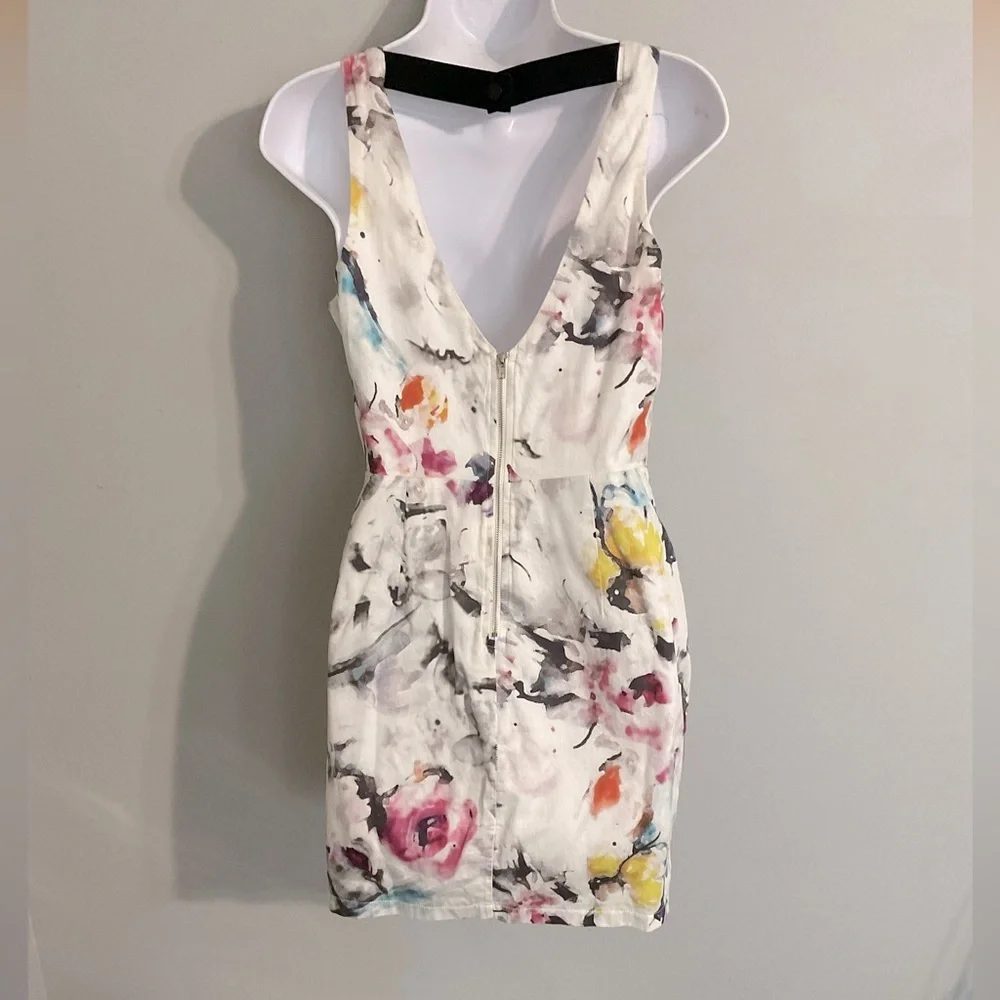 Aryn K Watercolor Floral sleeveless dress. Size small